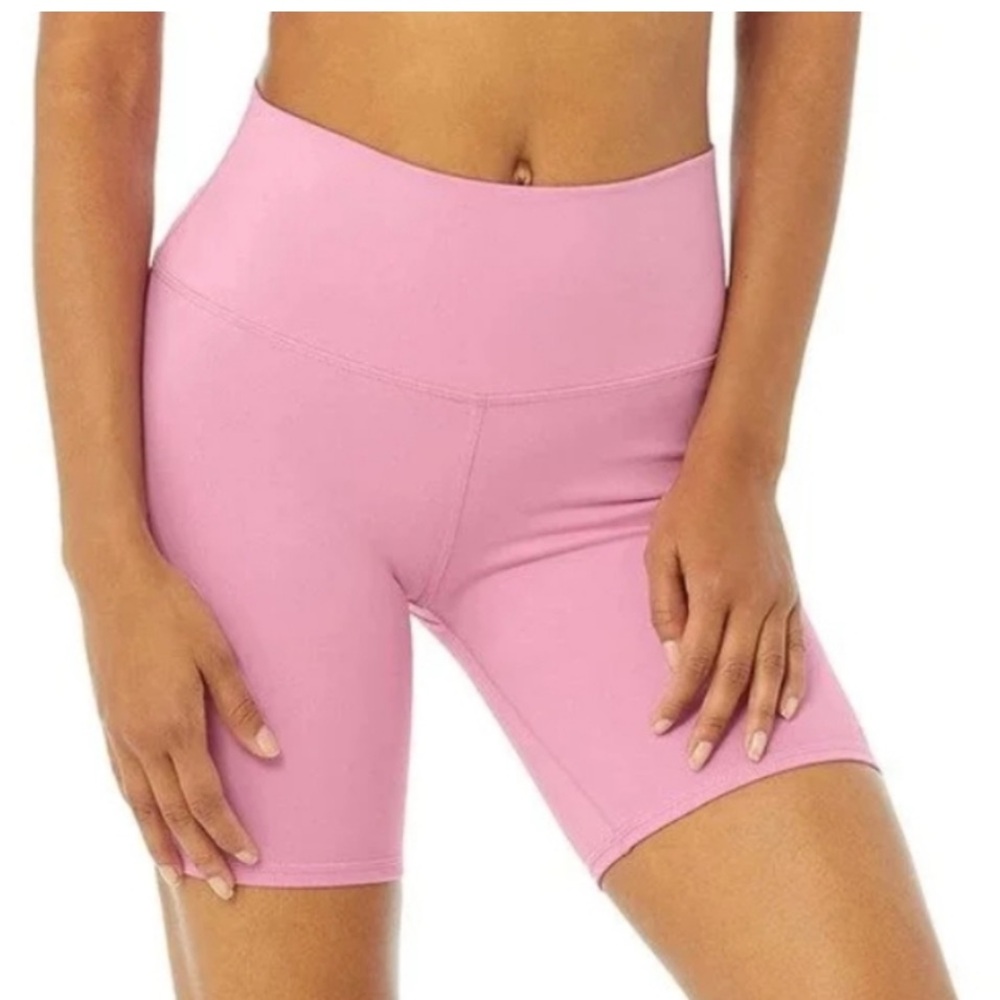 Alo Yoga Women’s Bubblegum Pink Iridescent Biker Athletic Shorts Medium